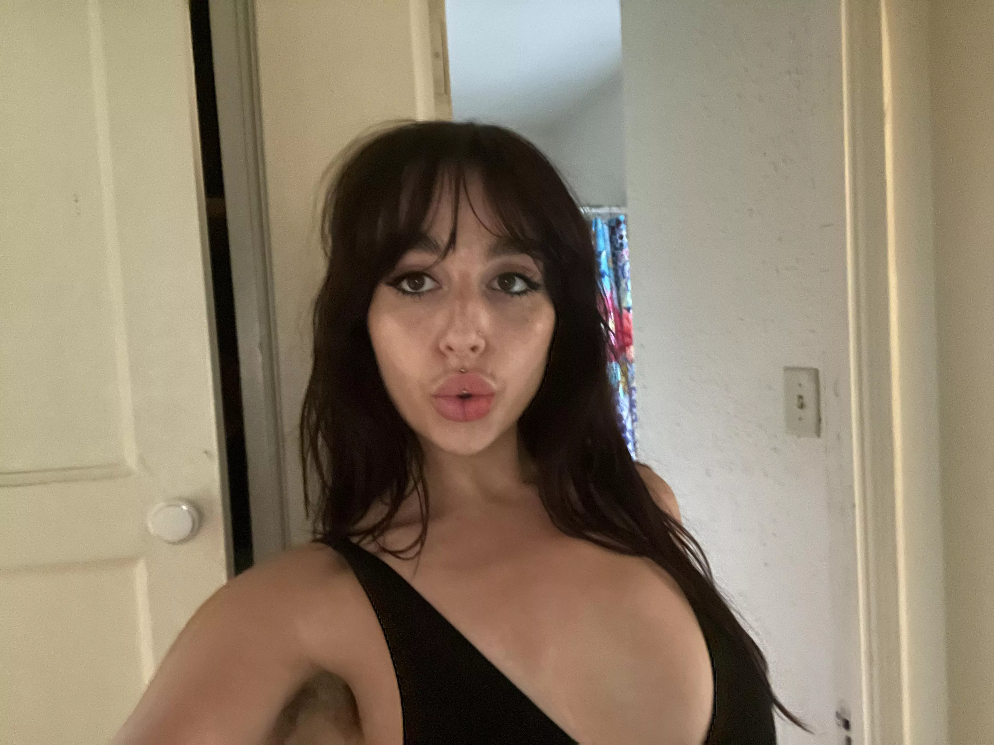 would you kiss my pits? ;) F28 posted by kmifghfghfghyt