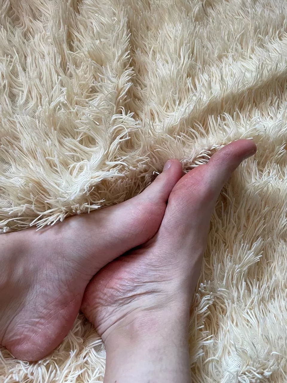 do you sign up to have my feet on your face posted by Alardisproof34