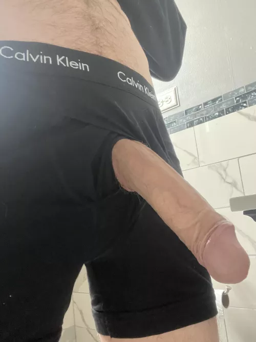 Drop a comment if you like a cock like this in your inbox by mac100d