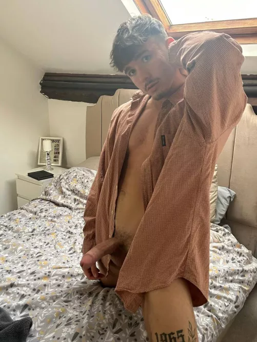 Finally relaxing at home by miserablythirstyst