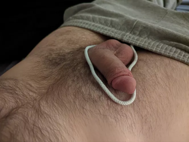 Glad it's grey sweatpants season by dicksoelysium