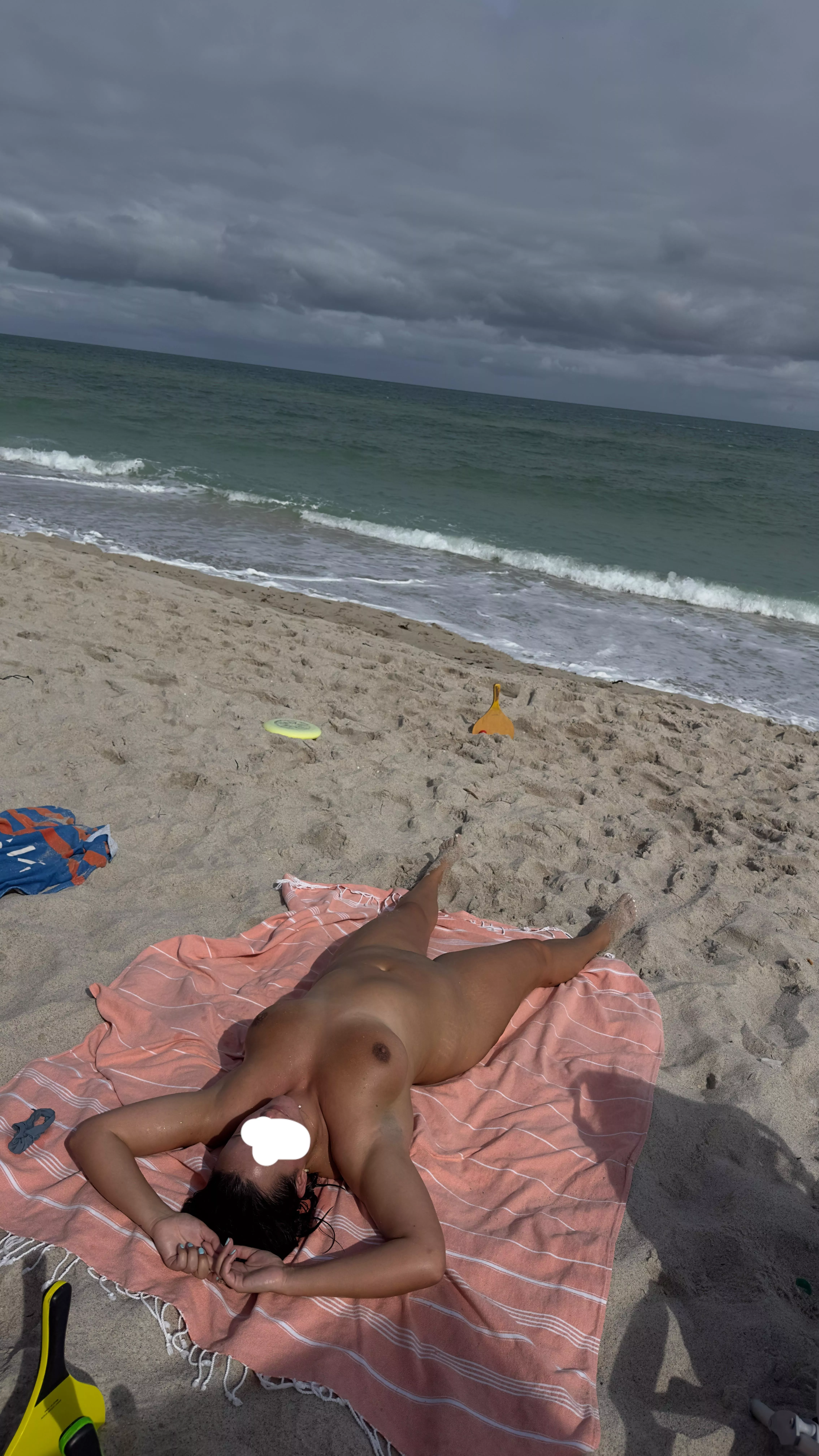 Haulover Fl posted by Bellacosooo786