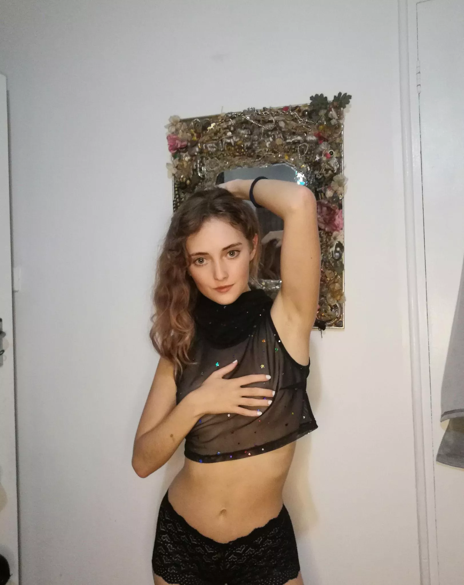 I love the gentle breeze that touches my skin F18 posted by dewcarrot