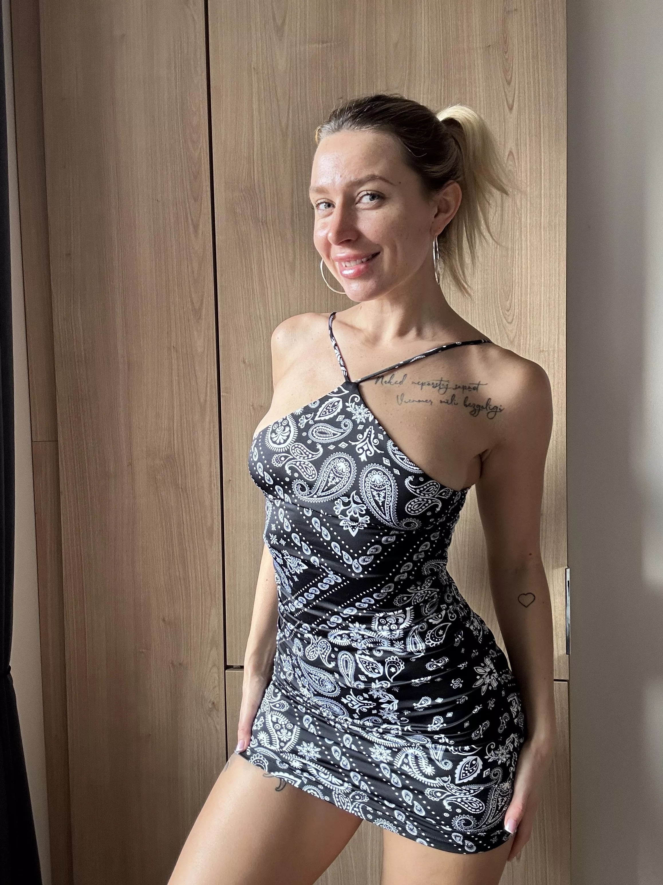 Is this too tight for our first date? posted by Striking_Relative242