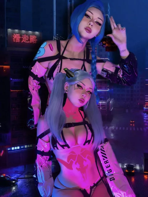 Jinx and Rebecca cosplay by Spiiltmiilk_