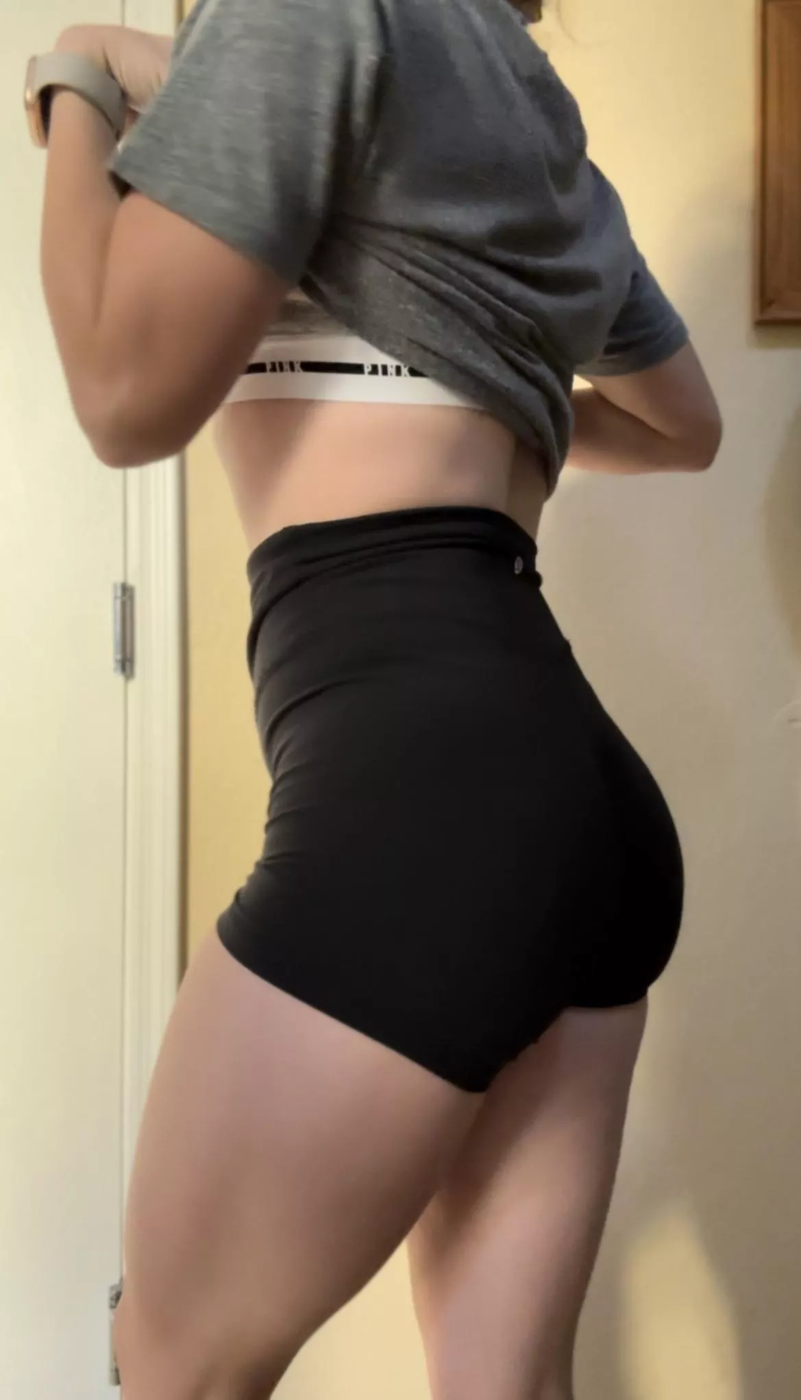 Love love love align shorts! Whatcha think? 😜 posted by thehappy_soles