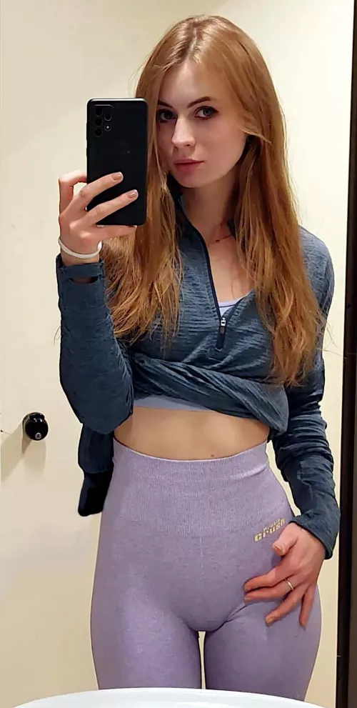 Maria Roberta Gherca - Italian Pole Vaulter by LobsterCapital5868