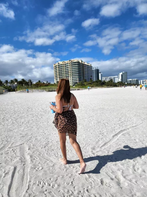 More from beautiful South Beach by Kuh_ree_nuh