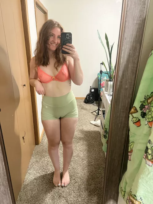 My kitty is always hungry by adorablelilli