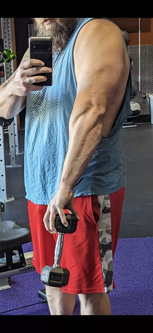 Static holds for forearm finisher by adognamedopie