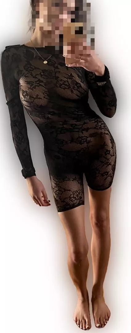 Swapped the AP for this Skims piece… maybe perfect for the next boudoir session posted by peachy_keen_queen1