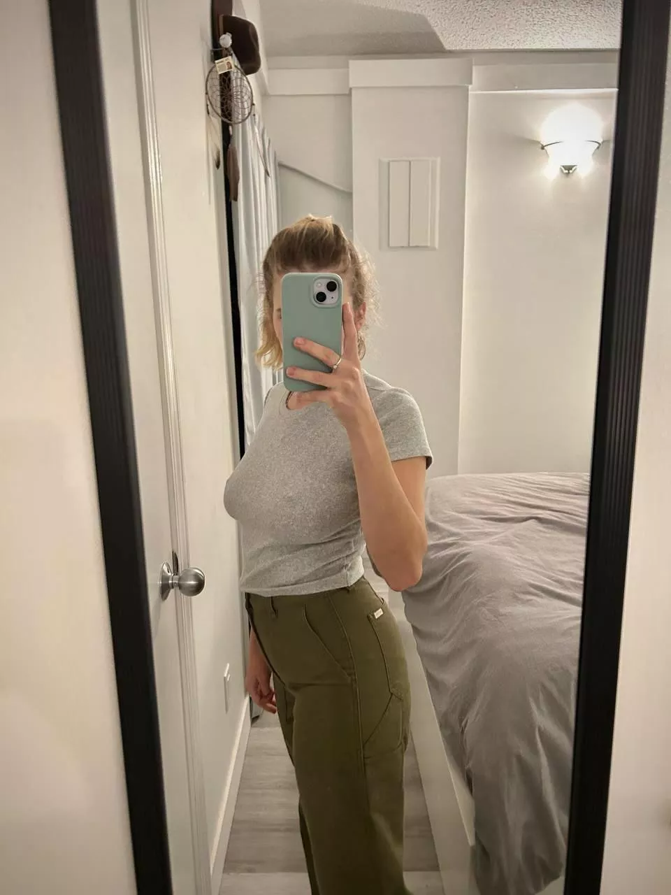 These pants hide my diapers so well! 💁🏼‍♀️ posted by scott-57
