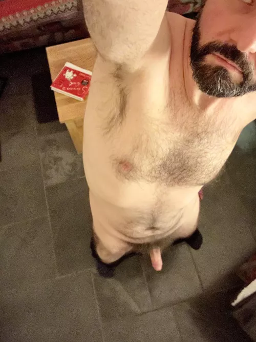 43 uk I’m into verbal men, love worshipping a dirty sweaty cock balls and pits. Into cum and spit. Love alphas, smokers, drinkers by Mumsy80