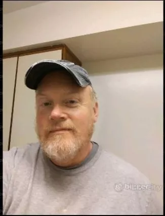 Big dad bear looking for cub/bear/chaser for real love by CorgiDadAlways
