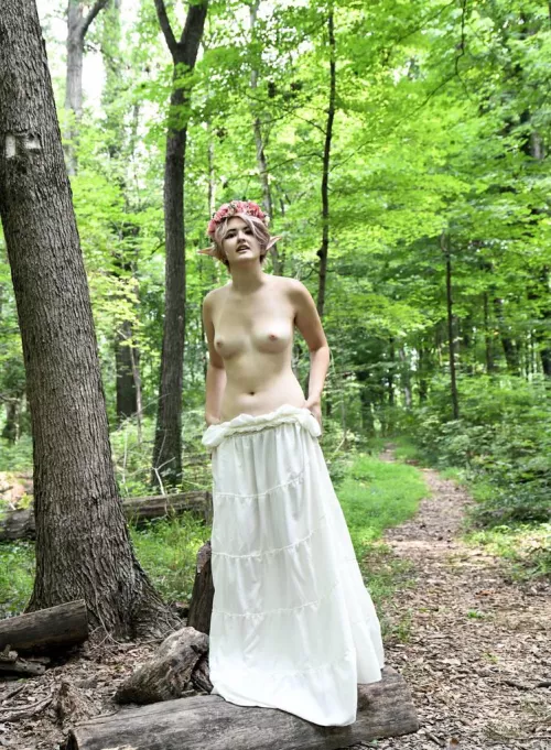 Curious elf by Atomic_Dolls