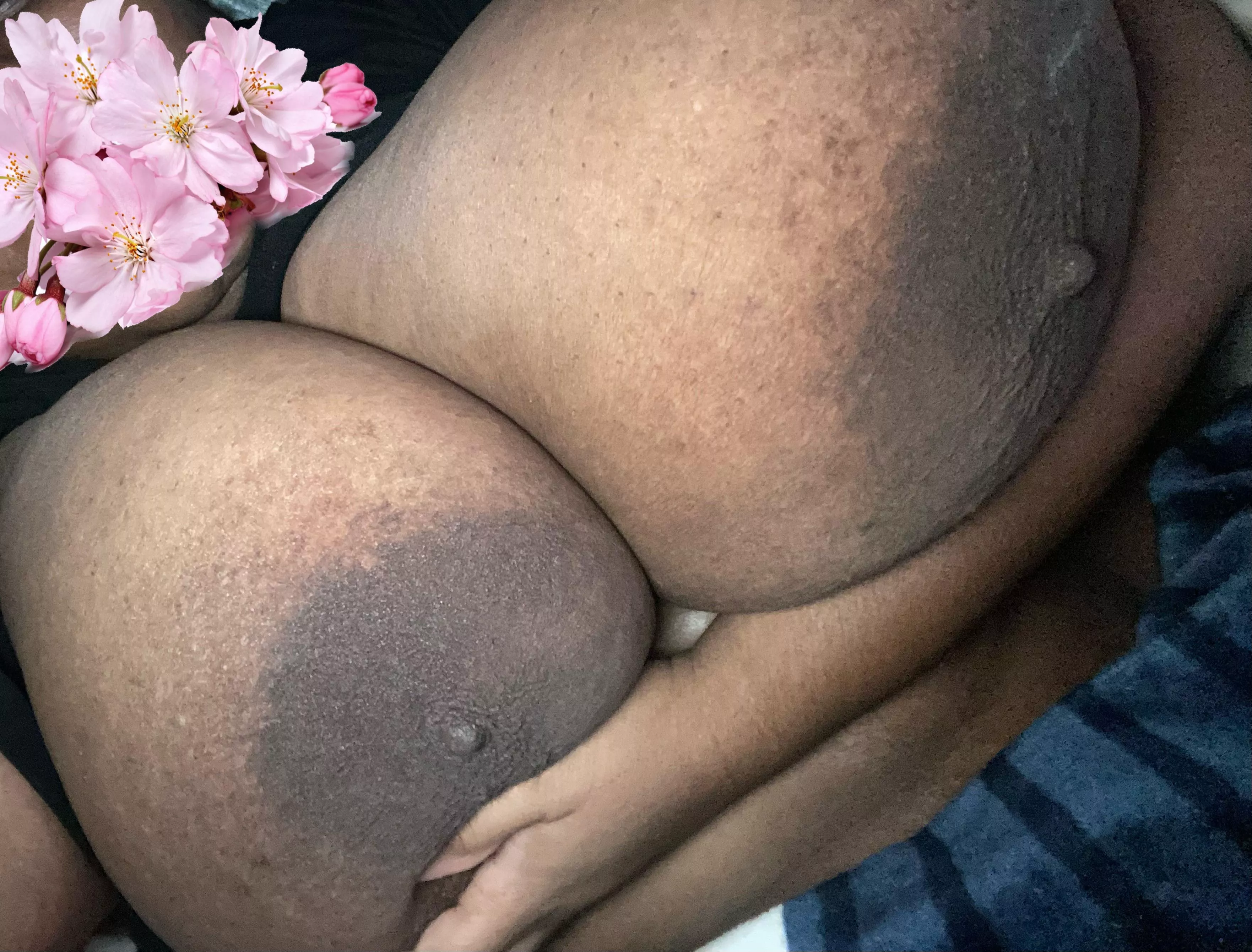 Hold them for me? posted by Chubbybunny_22