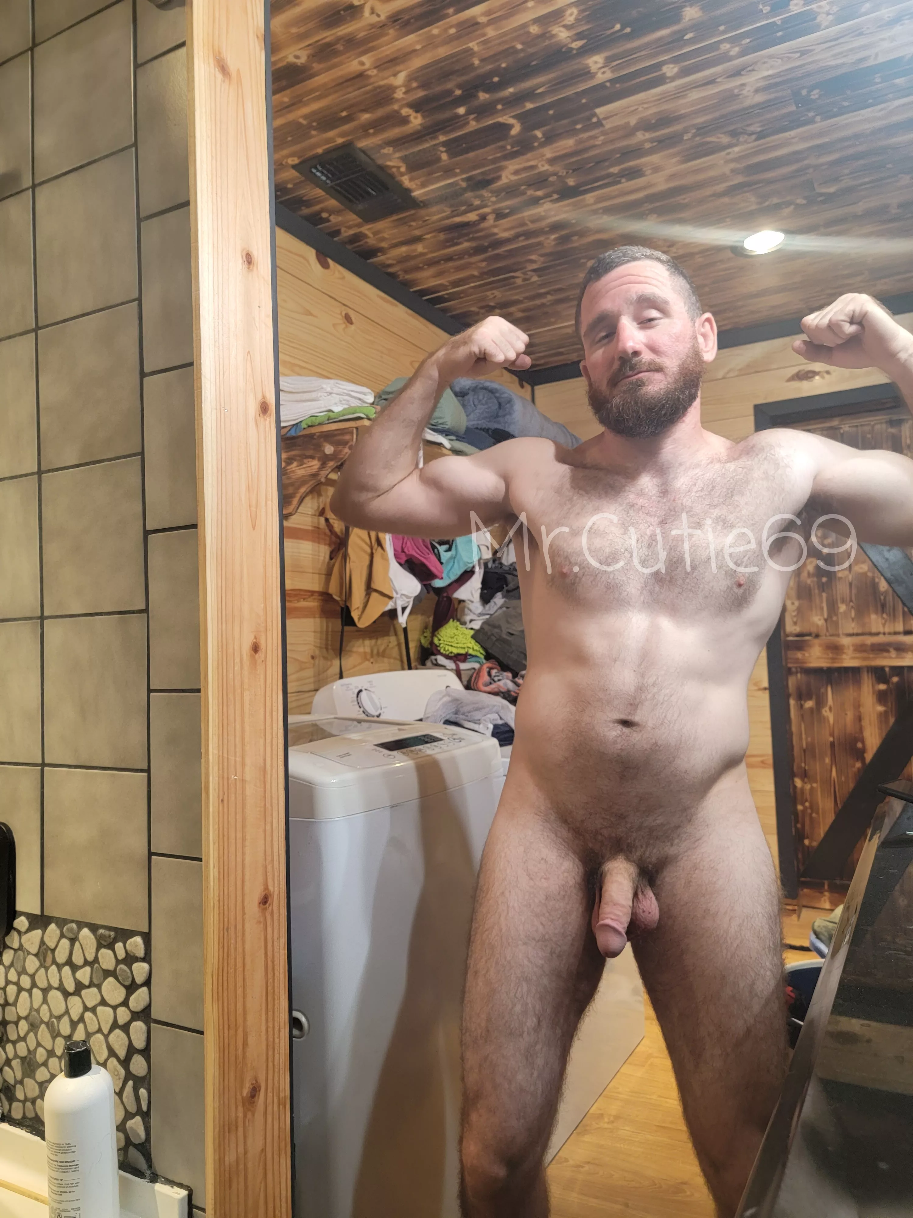 Let's flex on this Monday [30] posted by Mrcutie69