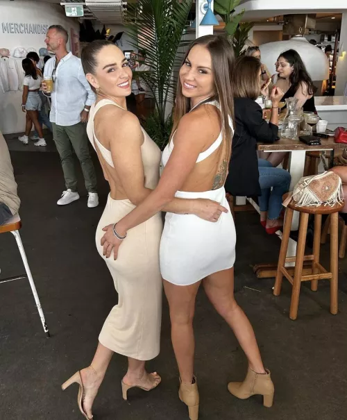 Look back at it by knighttplaya