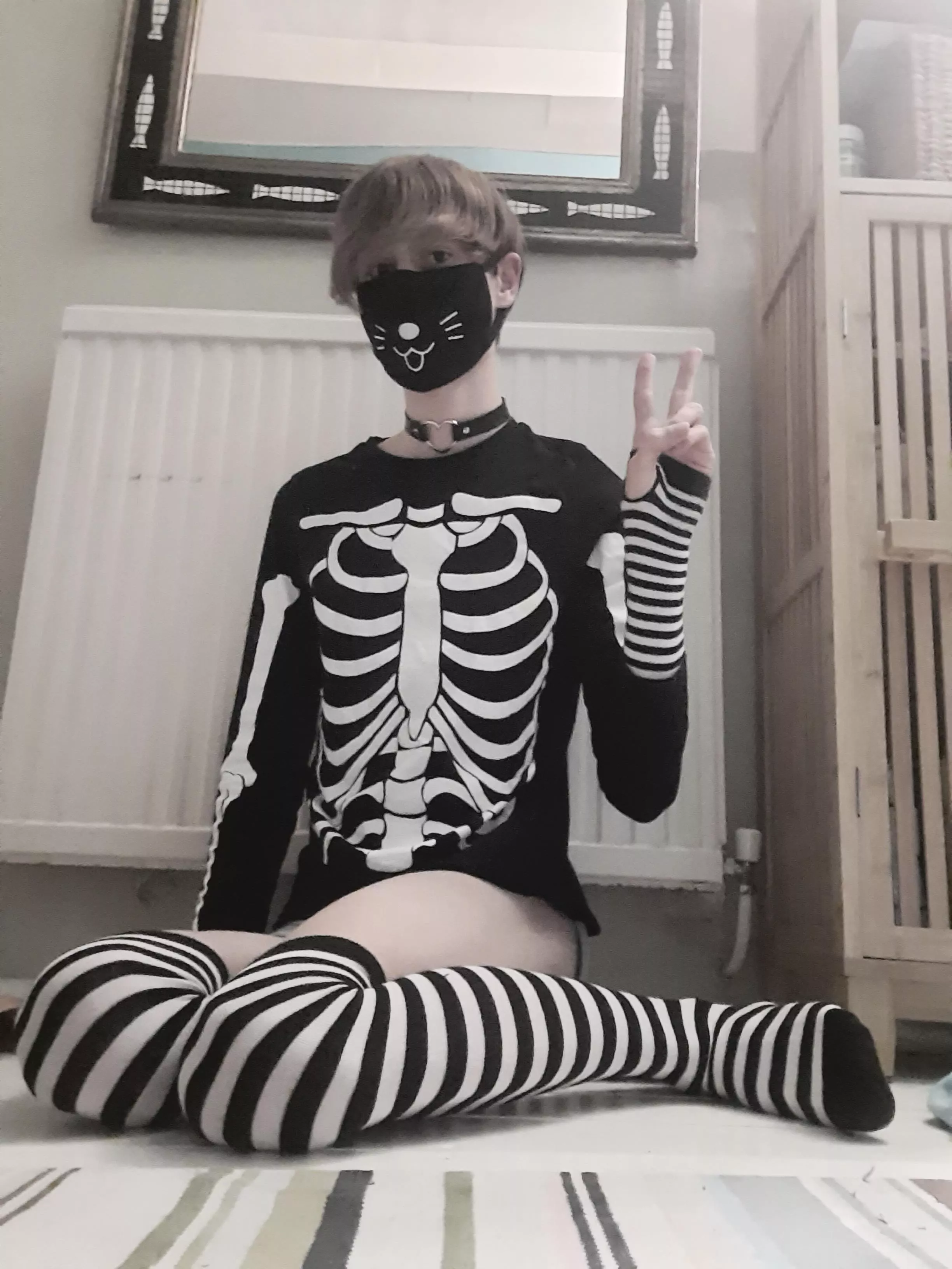 Scary boi >:3 posted by Weselamp