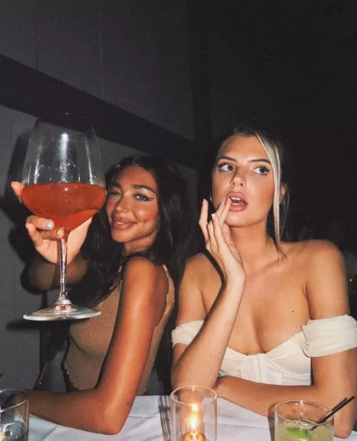 tan,no tan by yashy20