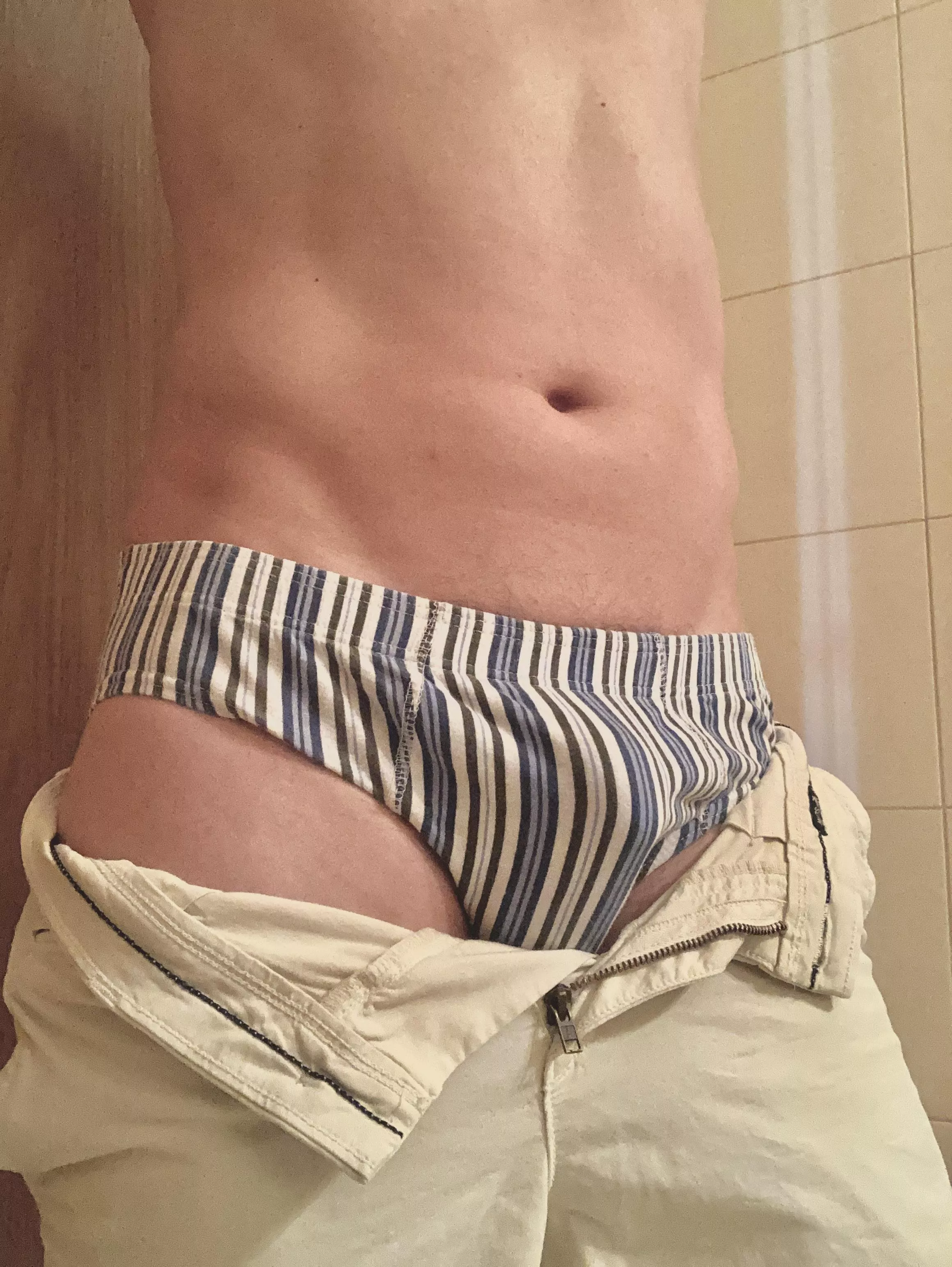 Who likes printed sport briefs? posted by UndiesLoverGay