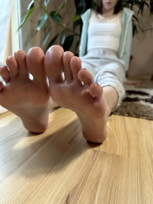 Yummy-tasty toes waiting for ya! by little_asshley