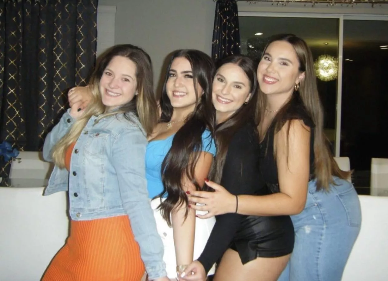 4 hot friends posted by Responsible_Soil74