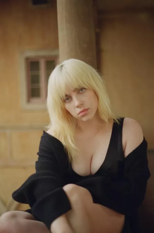 Billie Eilish by loosejerk