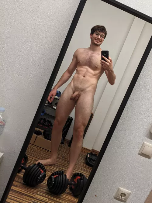 Bulking's not going well, but I still look good by Primary-Ferret-9403