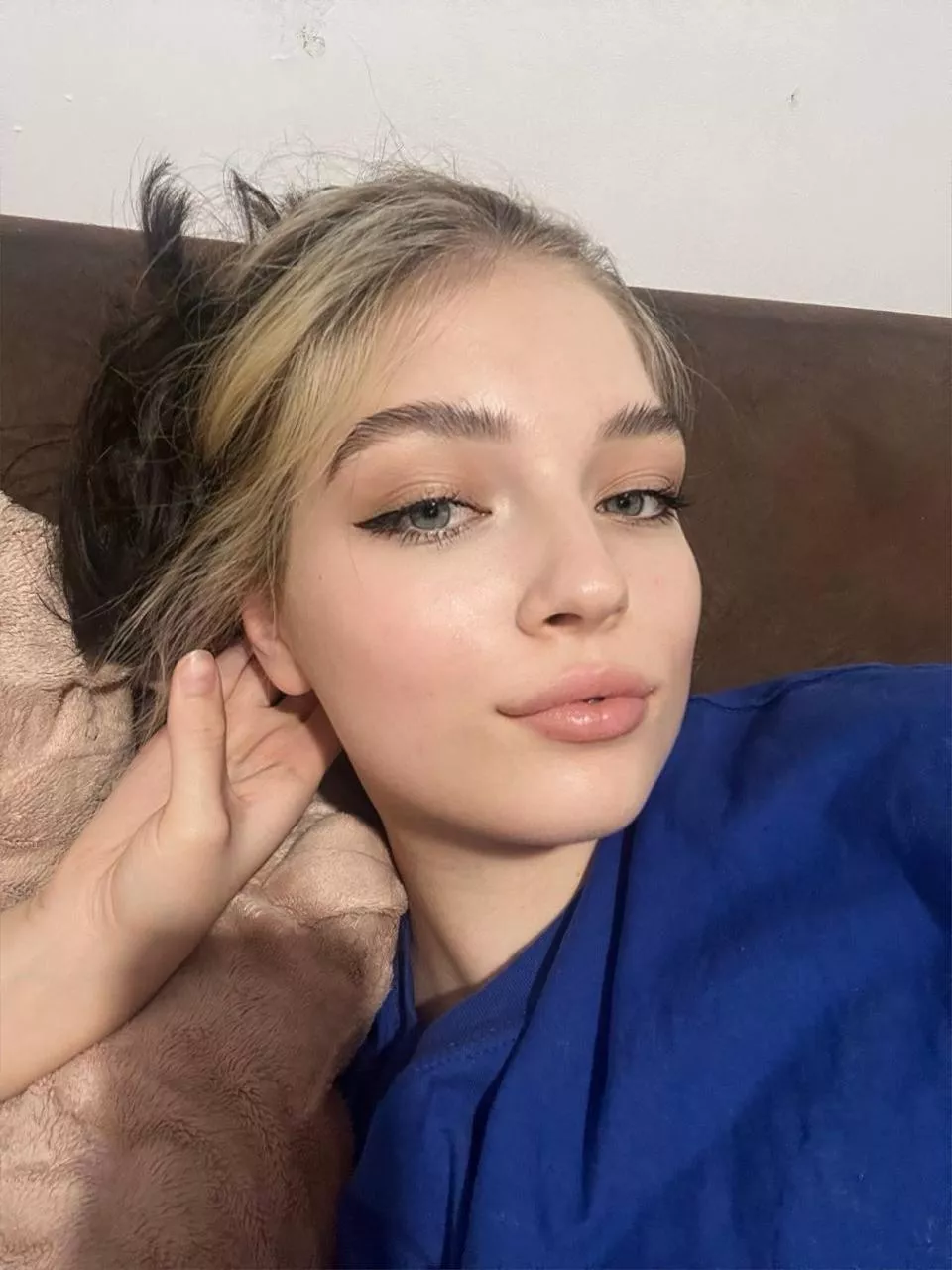 Cutie Face IUTR posted by burrittorose