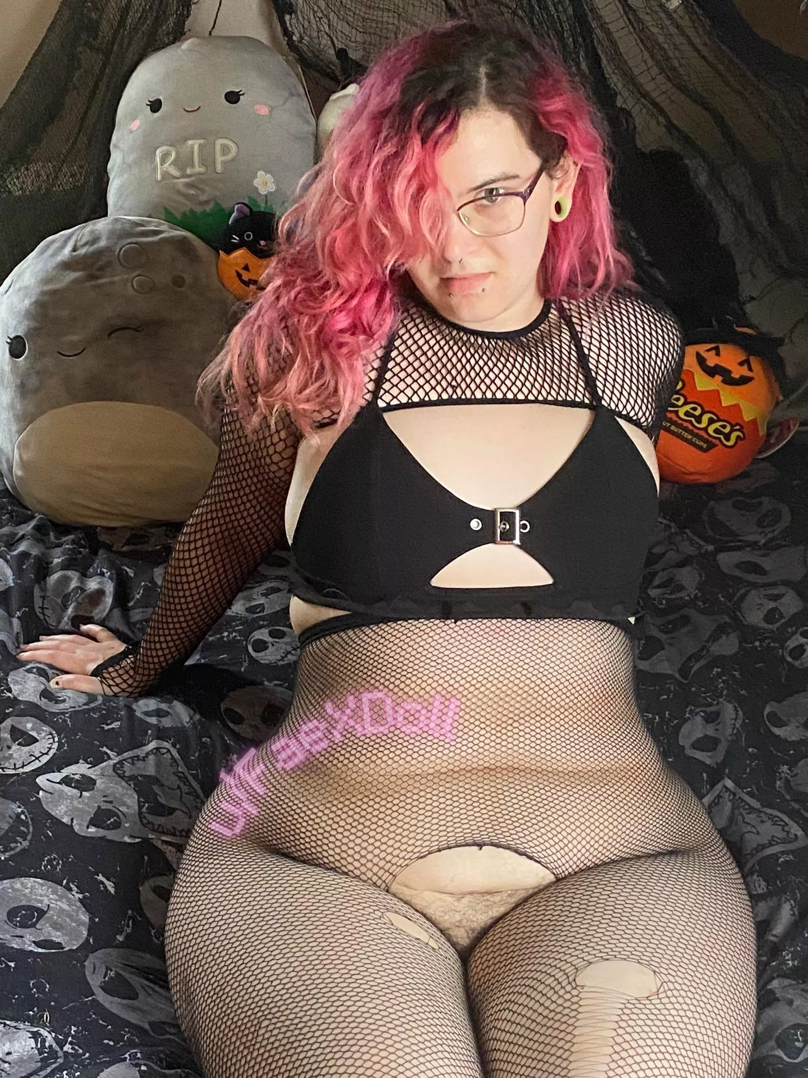 Do you breed girls like me? posted by FaeXDoll