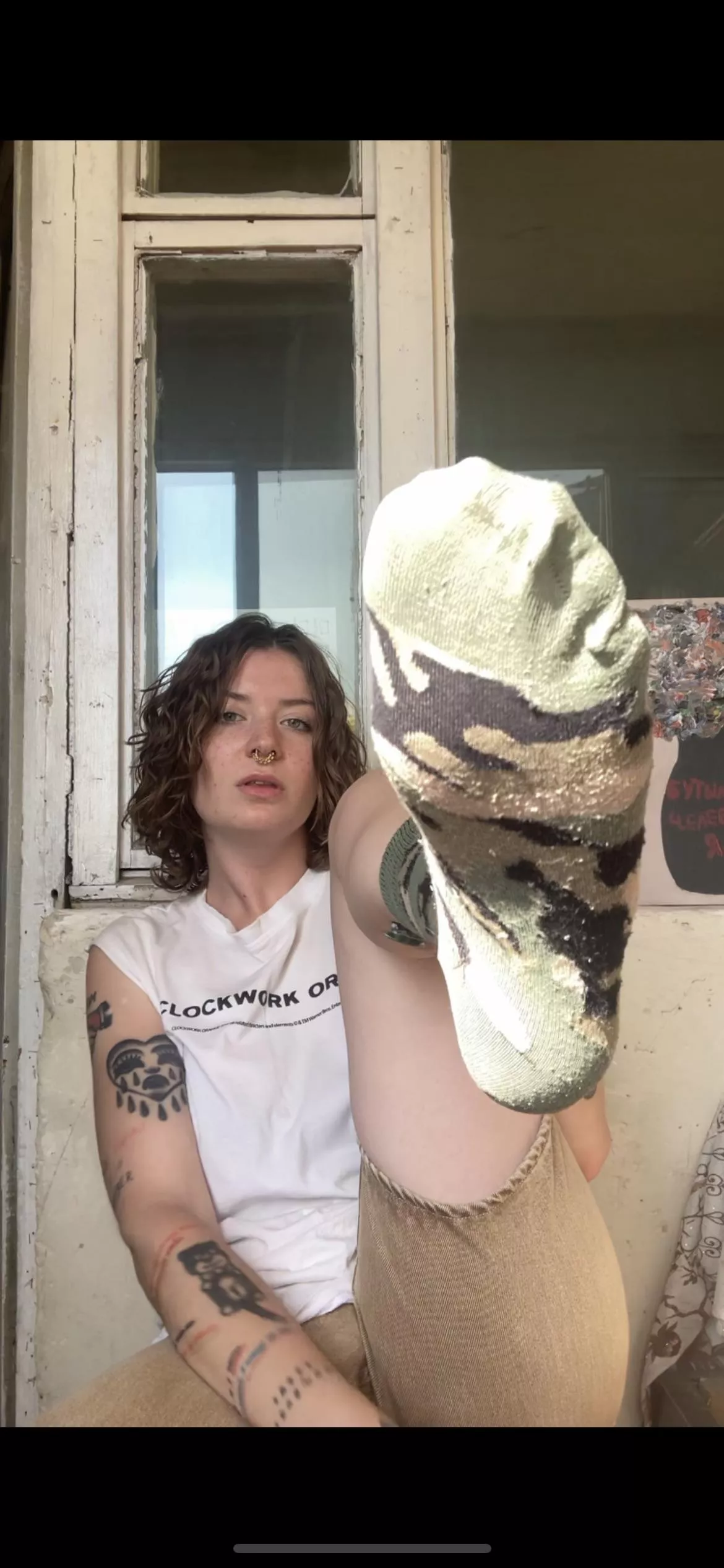 Do you want to see my secrets? posted by feetyourlick