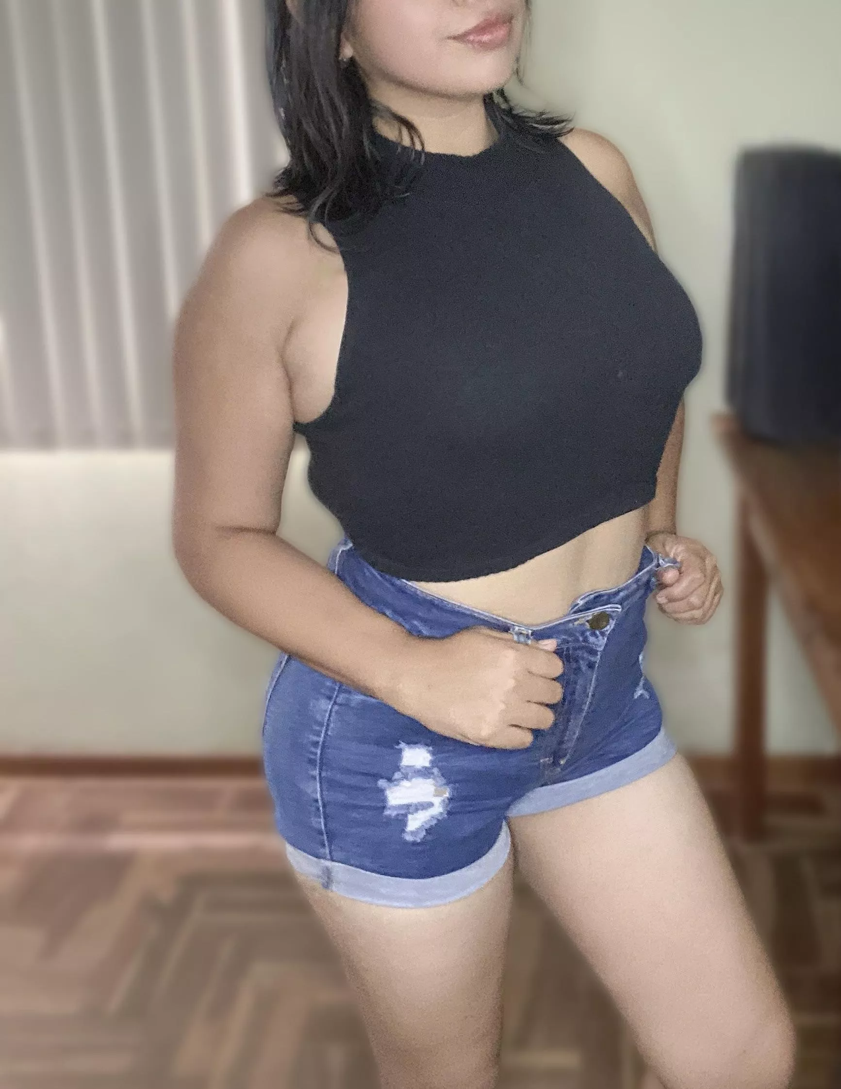 (F) my outfit when we go out ☺️ posted by SexyAzucena