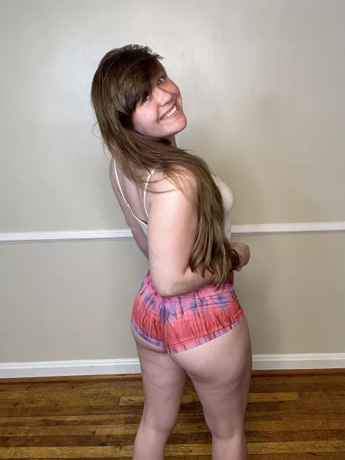 Hair is a bit messy [f] by SorrryCharlie