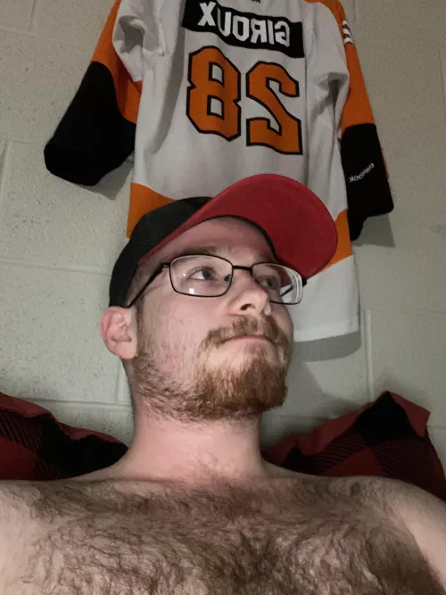 Hope everyone is having a great night. by Hairybro2004