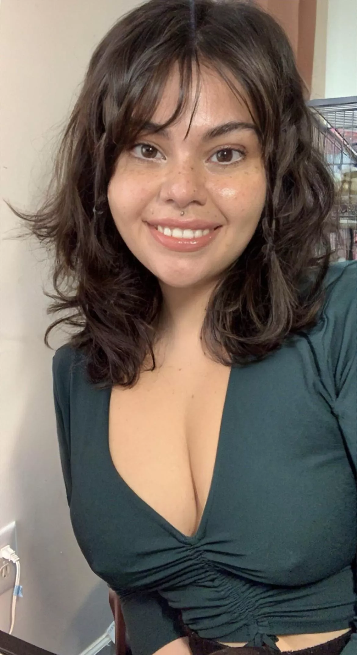 My eyes are up here! (; posted by mollyzedolly