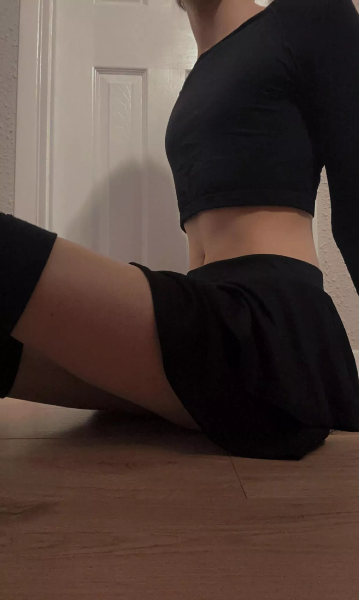 Say Hi if you think I’m cute :3 posted by Deadlykitten18