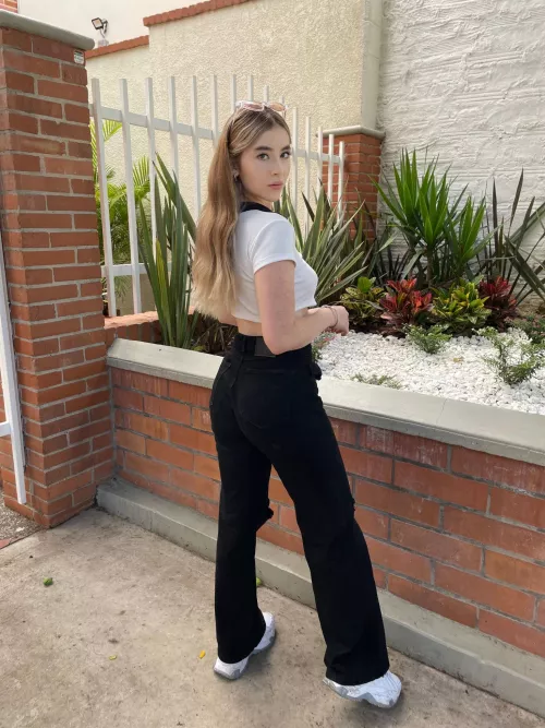 Sexy is my middle name, but I keep it tasteful, not vulgar F19 by lipsaddiction