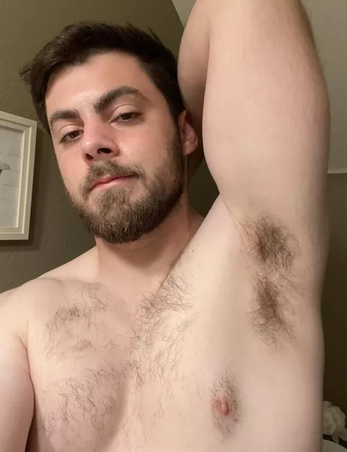 So much arm pit for you to bury your face in by King_Mattx