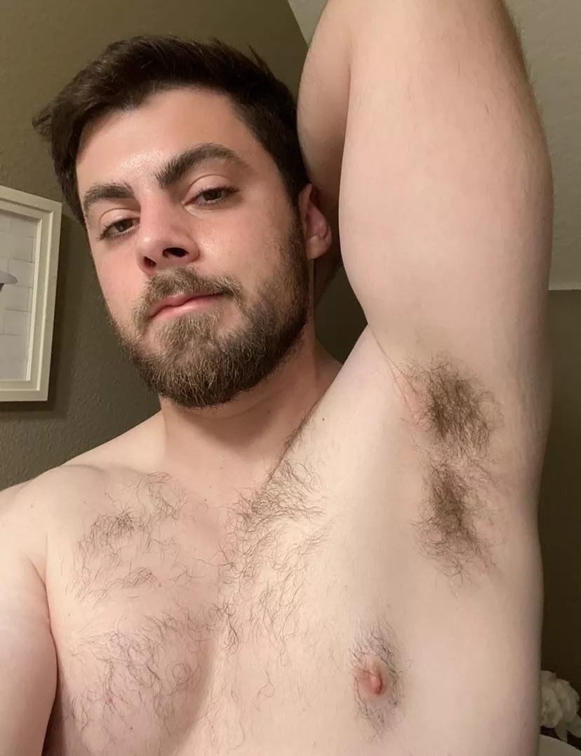 So much arm pit for you to bury your face in posted by King_Mattx