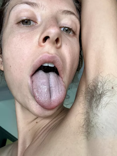 Who licks these long hairy pits first? by lulusdreamz