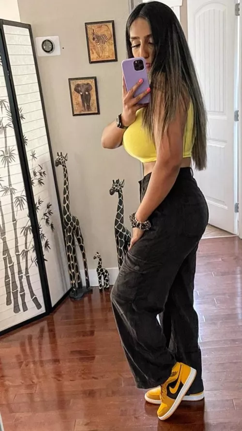 Yellow top by greeeen420