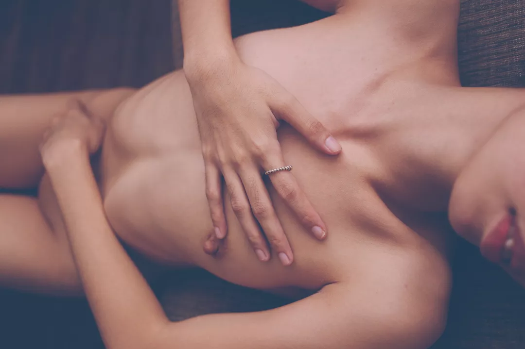 a little thump posted by anash_xxi