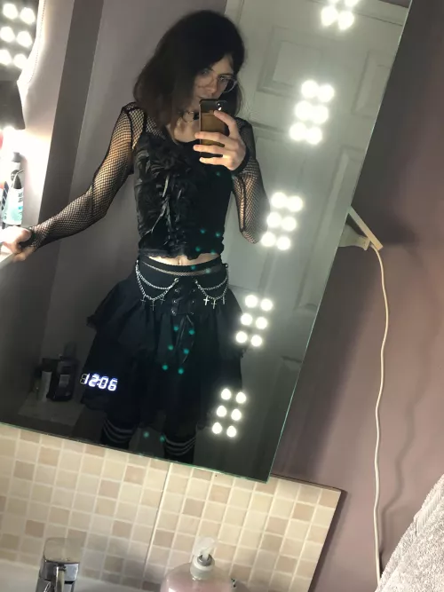 Do you like tall goth femboys? 🖤🖤 by TheHiddenFem07