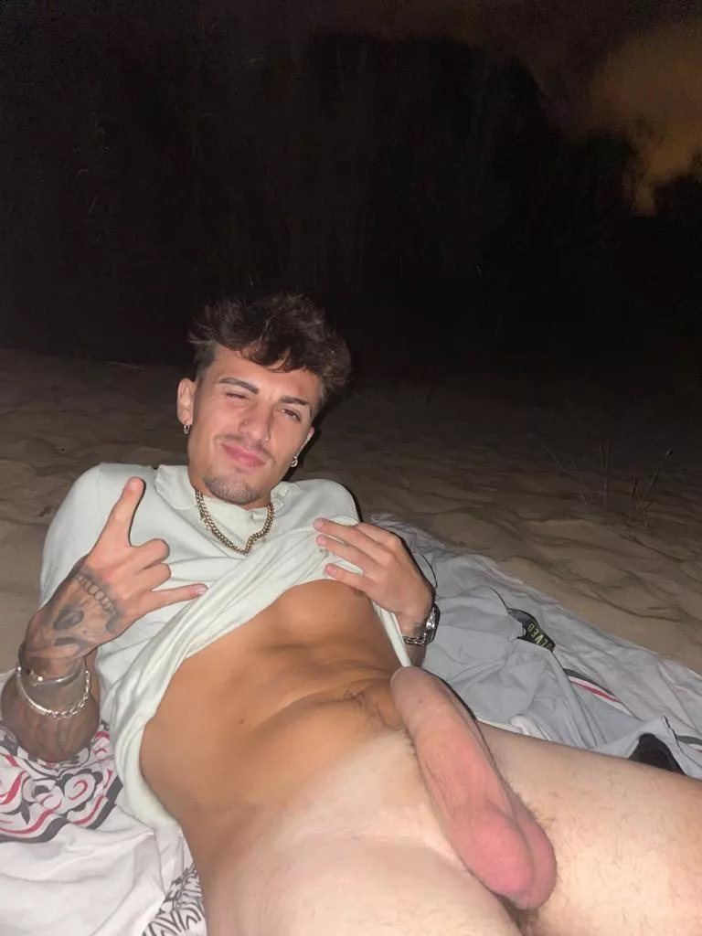 Do you like the beach? posted by jjboy0