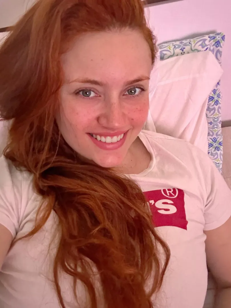 Freckles, smile and no bra by Puzzled_MJ