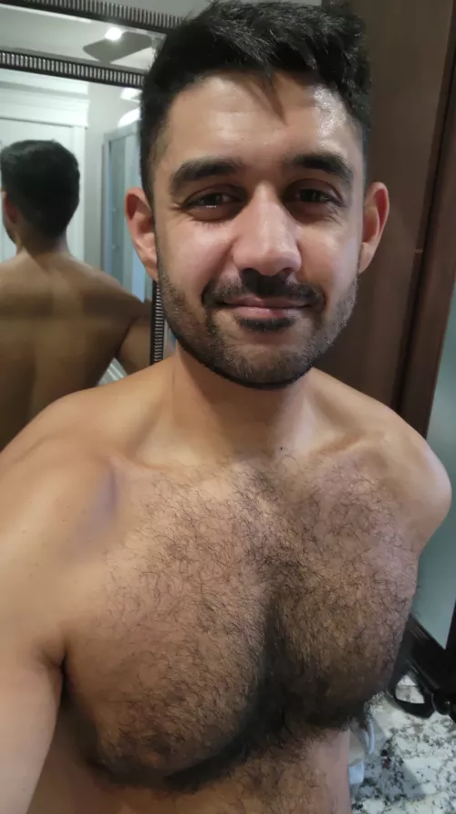 Getting ready for work ;) by Arav_fit