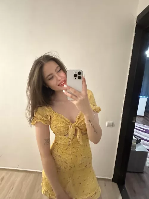 Just selfie by Yummy_Strawberry_535