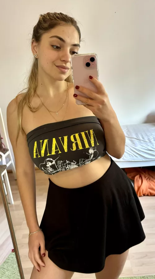 Rocking my favorite outfit of the day by Accomplished-Hat5215