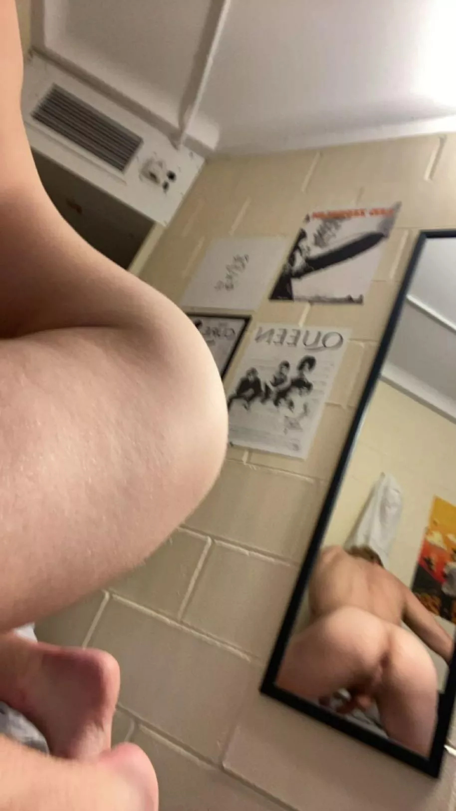 stick it in my 18 year old hole posted by Eman2110